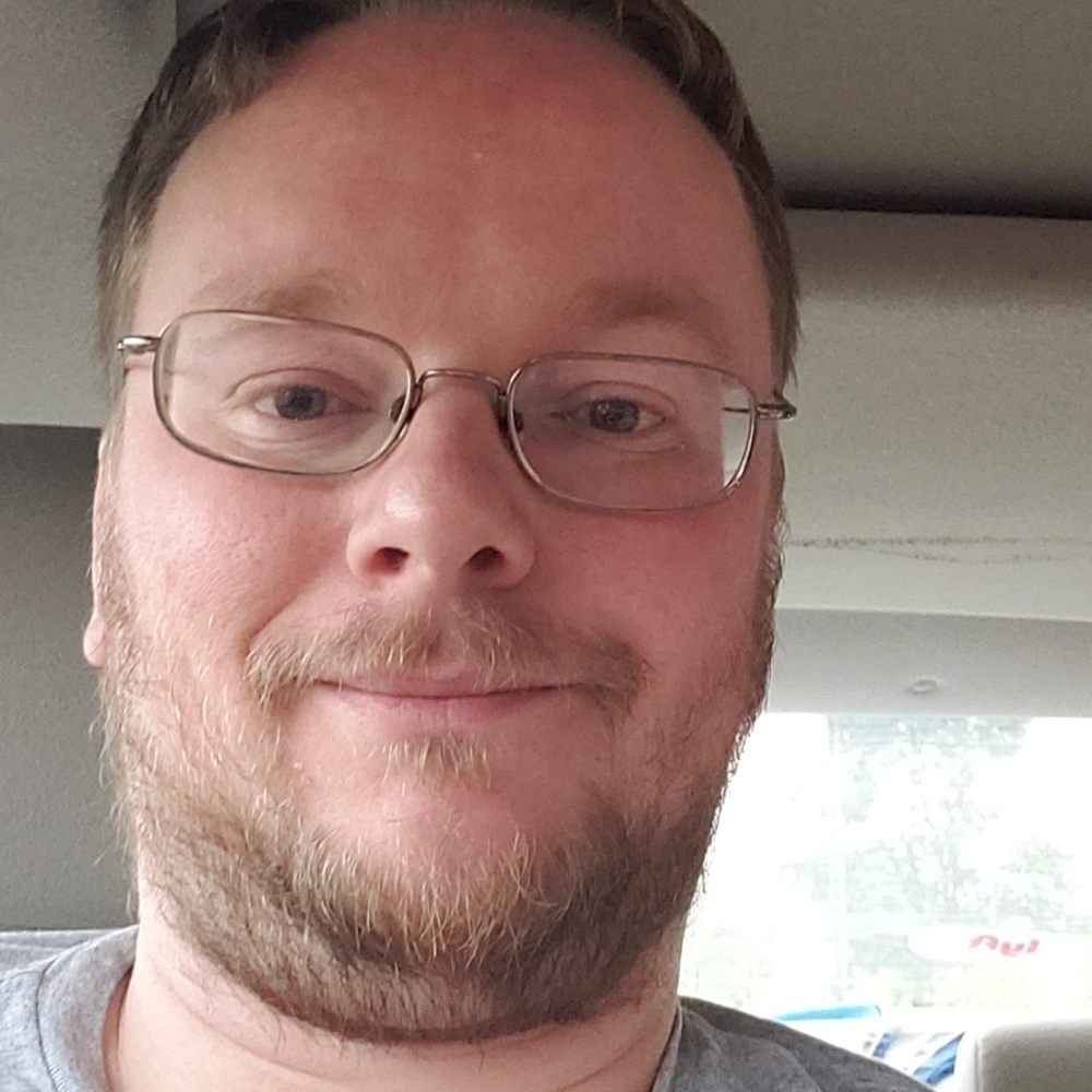 Meet your Posher, Chris